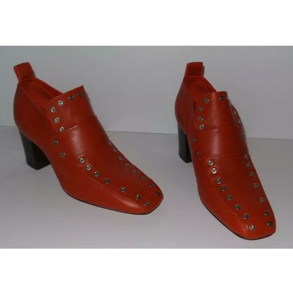 CELINE SOFT LEATHER PUMP 70 STUD DETAIL LOAFERS - Picture 1 of 11